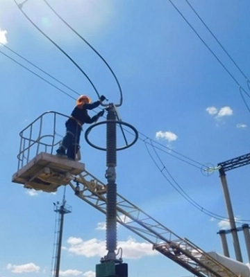 В Луцькому районі через пожежу частково знеструмлено три громади