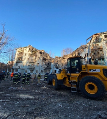 Возросло количество погибших и раненых после удара по пятиэтажке в Запорожье