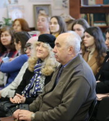 Відбулося урочисте відкриття художньої виставки «На початку було слово...»