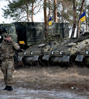 Харьковская бригада теробороны получила британские бронетранспортеры Spartan 