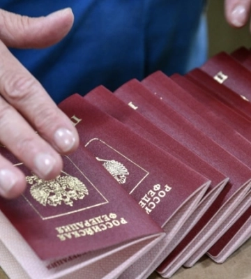 На окупованій Херсонщині посилюється примусова російська паспортизація – влада