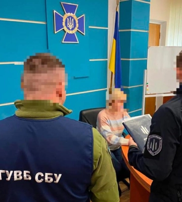 Виправдовувала збройну агресію рф проти України. СБУ викрила у своїх лавах прихильницю &quot;руського міра&quot;