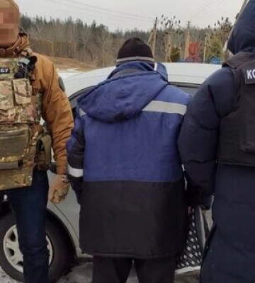 На Сумщині затримали російського шпигуна, який розвідував позиції ЗСУ на прикордонних територіях, - СБУ. ФОТОрепортаж