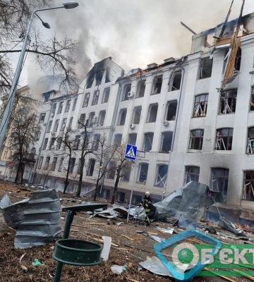 Удар по центру Харкова 2 березня – як рік тому розбирали завали (відео)
