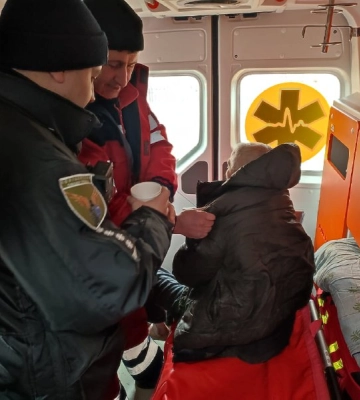 На Сумщині поліцейські вчасно прийшли на допомогу місцевому жителю