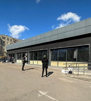 Поліцейські документують наслідки чергового обстрілу Нікопольщини