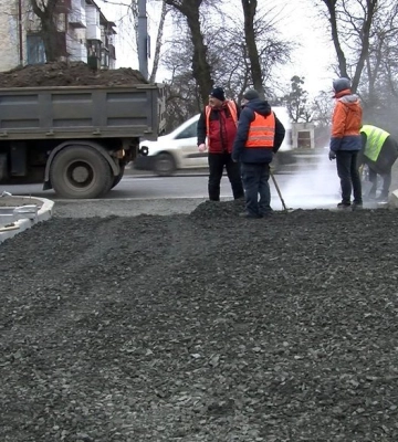 Чи ремонтуватимуть цьогоріч двори і вулиці в Луцьку та коли закінчать реконструкцію на Волі