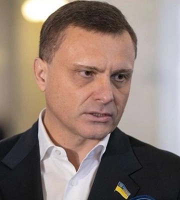 Нардеп Левочкин проголосовал за лишение мандатов своих однопартийцев