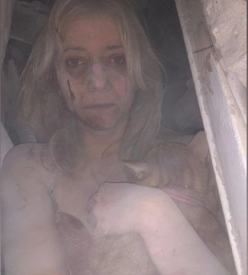 В Запорожье девушка с котом провели под завалами пять часов