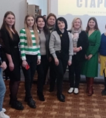 Бути в мовному тренді: в Острозі провели публічну освітню бесіду.ФОТО