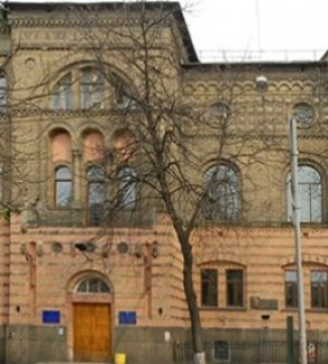 Суд розгляне справу про незаконне відчуження ділянки в університету Карпенка-Карого - Ткаченко