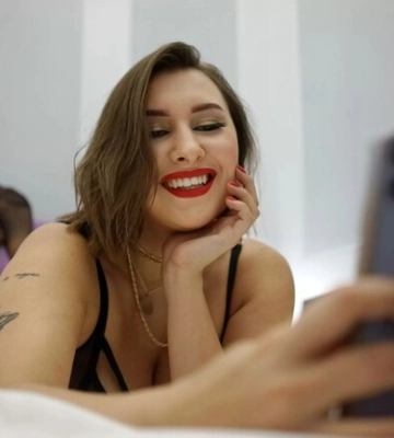 В Днепре вынесли приговор девушке, которая публиковала порноконтент на Onlyfans