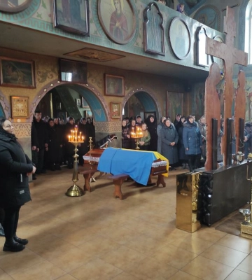 На Волині попрощалися із 42-річним Героєм Анатолієм Шевчиком, який загинув на Харківщині