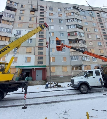 За год коммунальщики Харькова устранили 4 тысячи аварий на сетях освещения