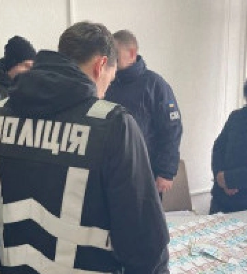 У Києві держпосадовець незаконно здав в оренду приміщення Науково-дослідного інституту під секонд-хенд