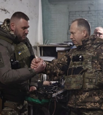 Сирський зустрівся із захисниками Бахмута