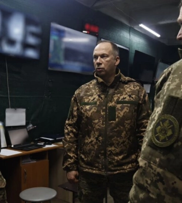Сырский приехал в подразделения ВСУ в Бахмуте