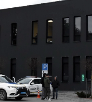 Мешканців Львівщини закликали підходити до купівлі авто зважено