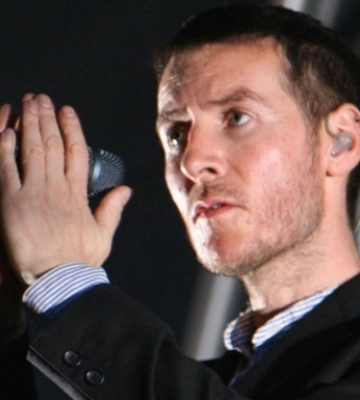 Фронтмен Massive Attack представив нову версію пісні Обійми