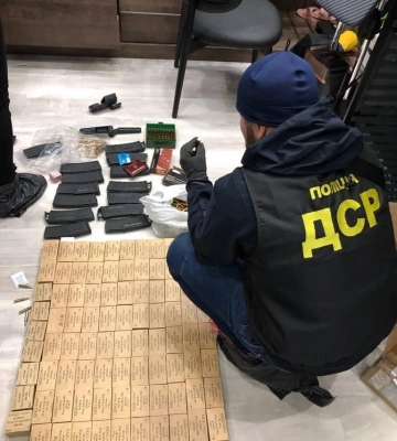 В Кривом Роге задержали ОПГ, которая снабжала наркотиками всю Украину (фото, видео)