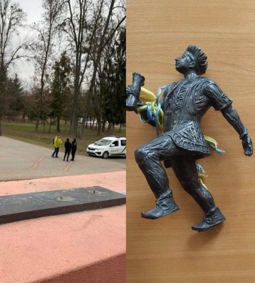 У Луцьку пошкодили скульптури кликунів. Їх відновлюватимуть