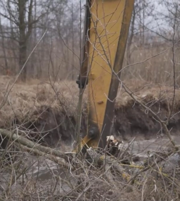 На Рівненському кордоні зводять другу лінію протитанкових ровів (ВІДЕО)