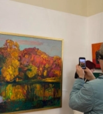 В Ужгороді відкрили персональну виставку Антона Ковача «Знак кольору»