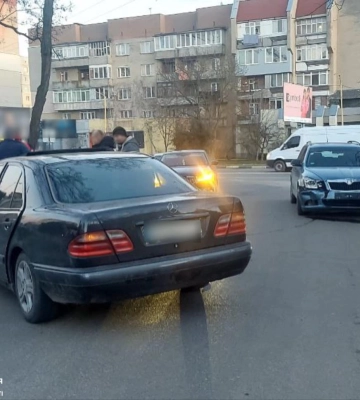 В Ужгороді нетверезий водій вчинив ДТП