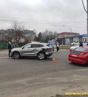 ДТП в Луцьку: зіштовхнулися Audi та Toyota