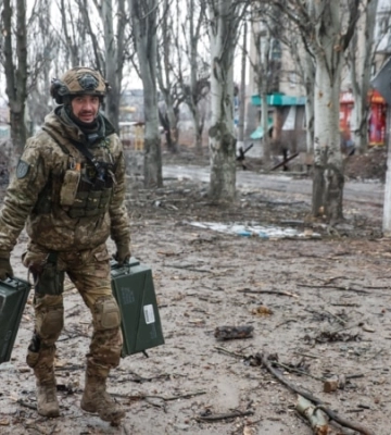 Українські військові відбили атаки армії РФ під Бахмутом – зведення Генштабу