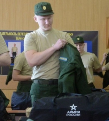 На Донеччині росіяни планують нову хвилю прихованої мобілізації, на Луганщині примусово паспортизують