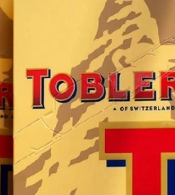 Toblerone прибере з упаковки шоколаду зображення гори Маттергорн