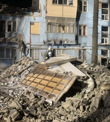 Ракетний удар по житловому будинку в Запоріжжі: кількість загиблих знову зросла