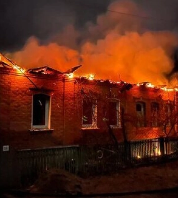 Ворог обстріляв Куп’янськ на Харківщині: зруйновані будинки, є загиблий