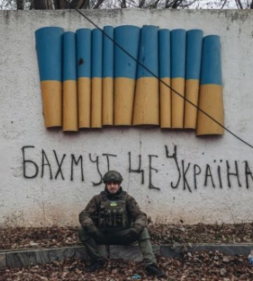Розвідка Британії оцінила ситуацію біля Бахмуту: наступ РФ починає слабшати