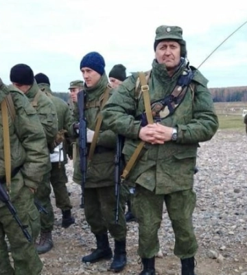 На Луганщині загарбники терміново ставлять на військовий облік підлітків
