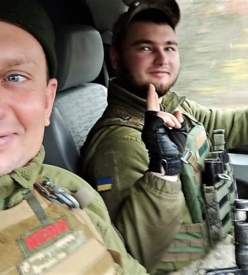 Бойові медики &quot;Мольфар&quot; і &quot;Сонік&quot; рятують життя на передовій