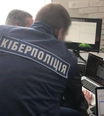 Кіберполіція Полтавщини викрила шахраїв, які ошукали людей на понад мільйон гривень