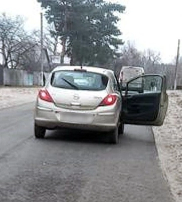 Під Полтавою легковик збив 8-річну дівчинку: дитина в лікарні