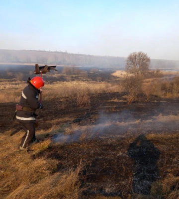 4 березня підрозділами Головного управління ДСНС України у Миколаївській області ліквідовано вісім пожеж, сім з яких на відкритих територіях