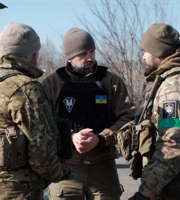 У Бахмуті потрапив під обстріл автомобіль з головою Закарпатської ОВА