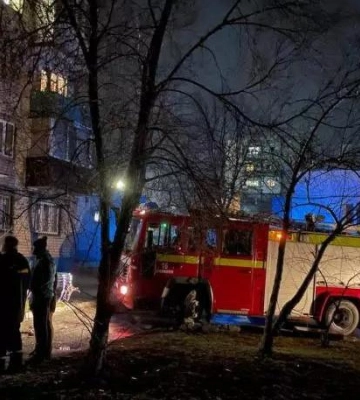 Вибух у багатоповерхівці Кременчука та розшук небезпечного вбивці — головне за 27 лютого