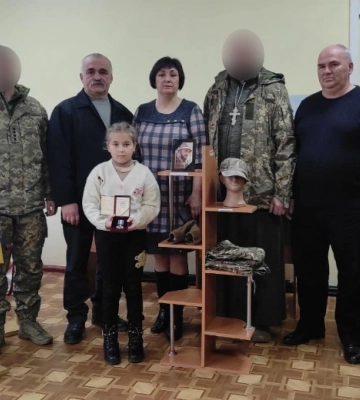 Батькам загиблого воїна із Новомиргорода вручили орден «За мужність» ІІІ ступеня