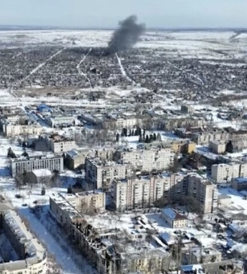 Бахмут. Основний удар росіян йде не у місті