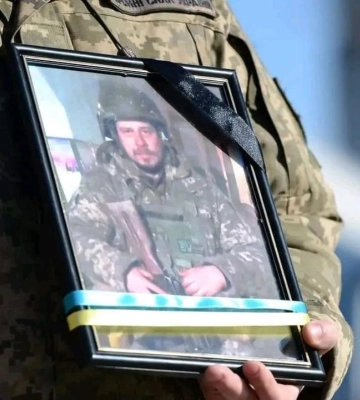 Рівне попрощалося з військовим загиблим у Бахмуті