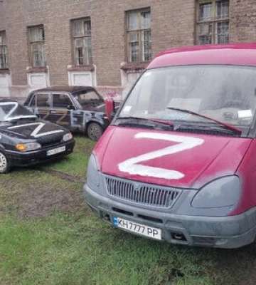 Росіяни обходять домівки на окупованій Херсонщині та відбирають у цивільних автомобілі, - поліція