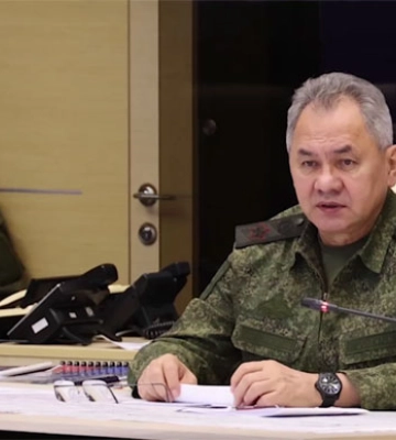 Шойгу &quot;проинспектировал&quot; восстановление разрушенного Мариуполя - МО РФ