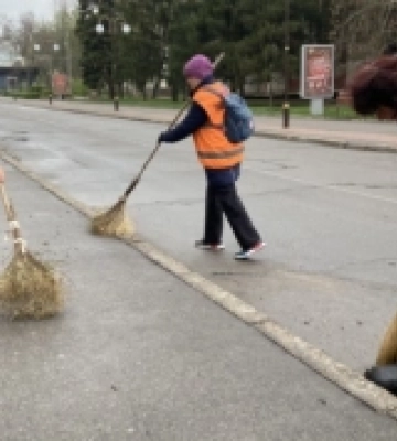 Суспільно-корисні роботи: як органіщовують роботу у Вараському районі