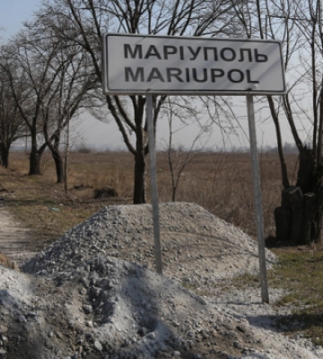 Жителі Маріуполя повідомляють про два «прильоти» у місті