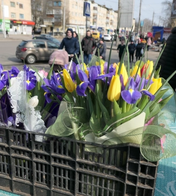 Полтава напередодні восьмого березня у різні роки: часи «ковідні» та військові